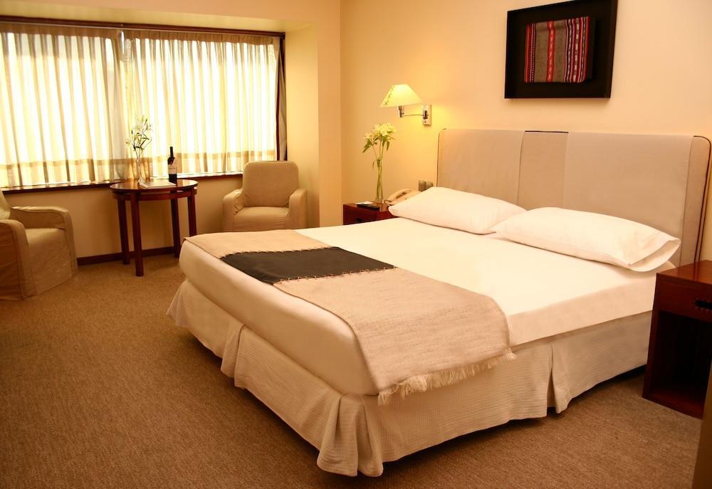 Hotel Almacruz Y Centro De Convenciones 4*