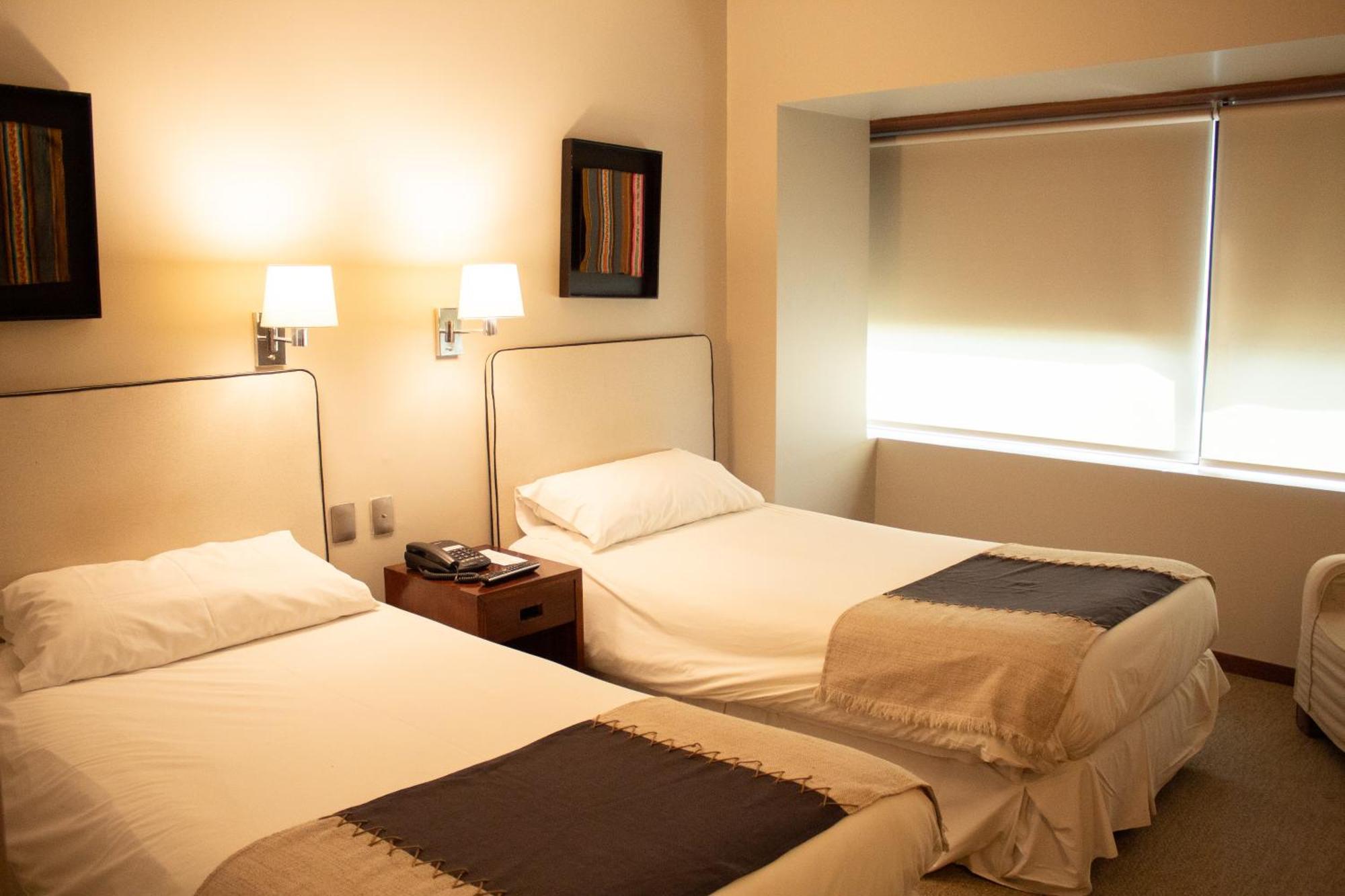 Hotel Almacruz Y Centro De Convenciones 4*