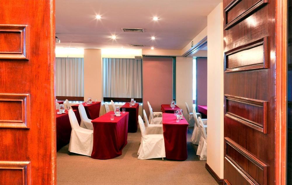 Hotel Almacruz Y Centro De Convenciones 4*